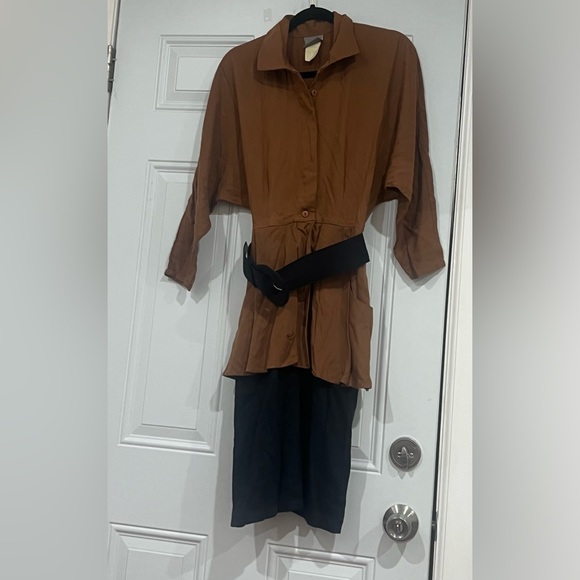 Rabbit Rabbit Rabbit
Vintage Rabbit Designs
Tailored Style Rust Dress NWOT - Picture 3 of 9